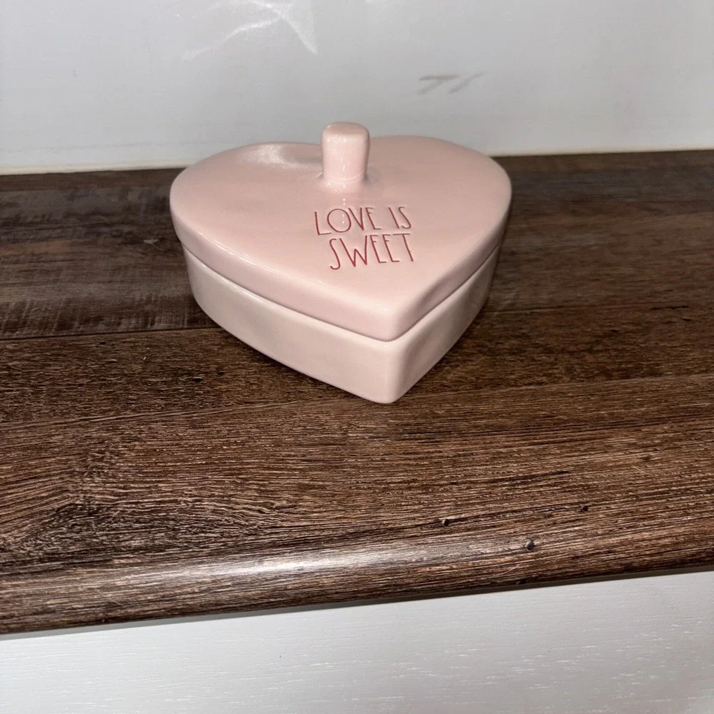 Rae Dunn Ceramic 5x2in Pink Heart Love Is Sweet Jewelry Trinket Box